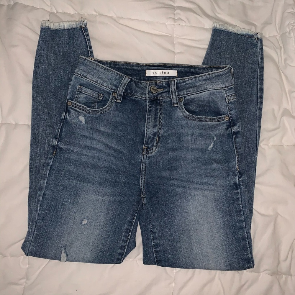 HIGH RISE SKINNY JEANS